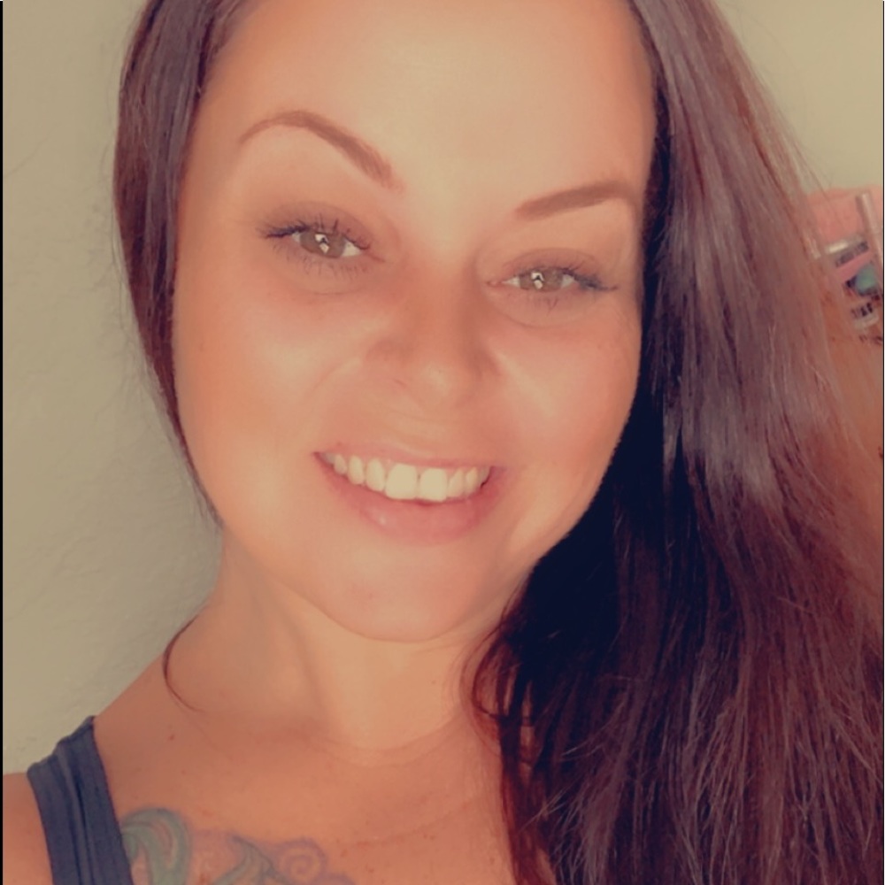 Meet your Posher, Jessica